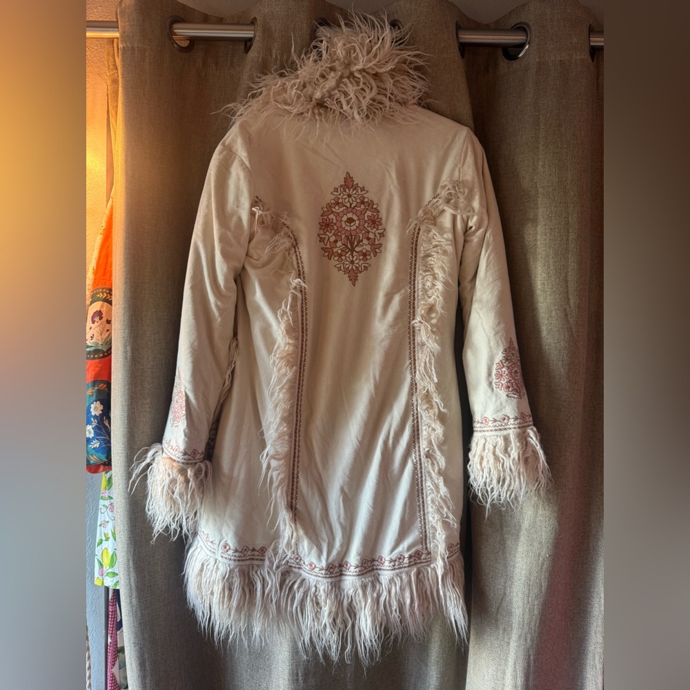 Spell Cream and Tan Joplin Shearling Jacket with Faux Fur Trim - Picture 10 of 10
